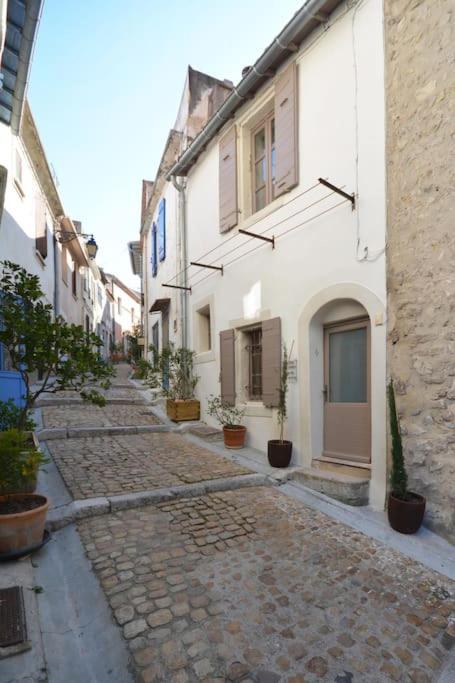 Charmante Petite Maison Donnant Sur Les Arenes Villa Arles Buitenkant foto